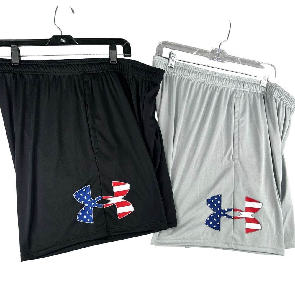 Under Armour Loose Fit UA Freedom Tech Big Flag Logo Shorts Mens X-Large X2